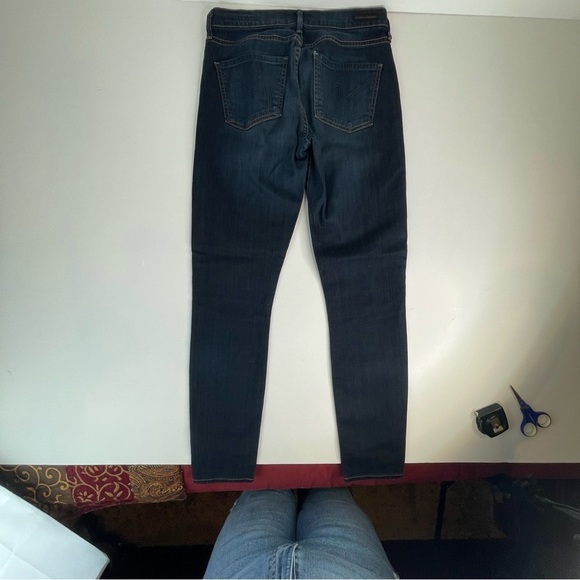 Citizens of Humanity Thompson Medium Rise Cropped Skinny Jean dark - Picture 11 of 17